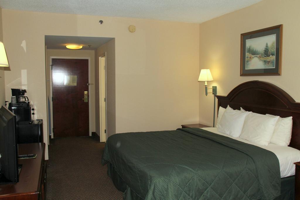Quality Inn & Suites Olde Town Portsmouth Eksteriør bilde